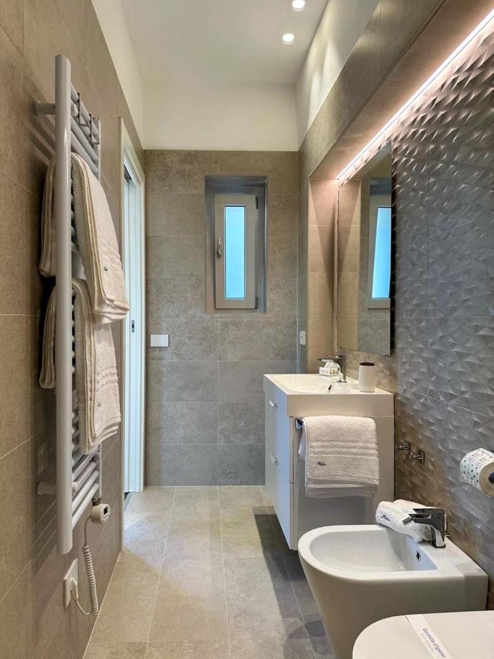 Iblu Rooms แตร์โมลิ ภายนอก รูปภาพ